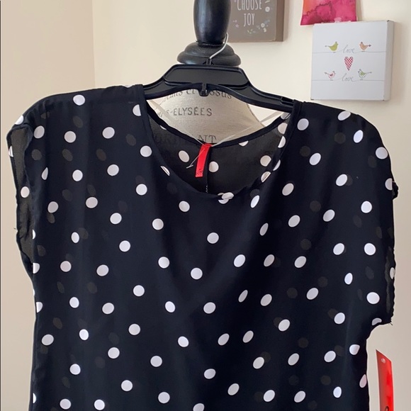 Blouse - Picture 2 of 4